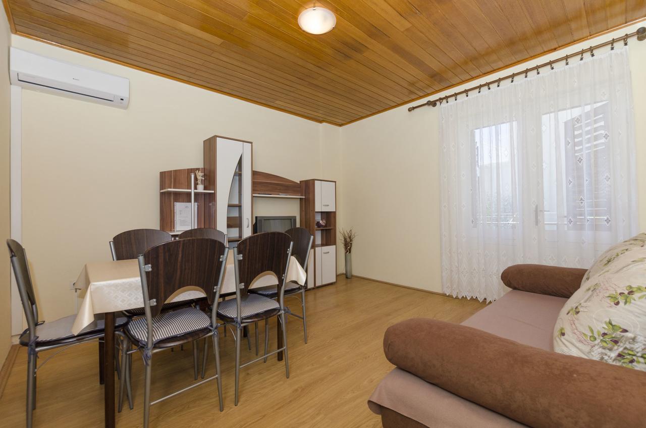 Apartments Katica Primosten Bagian luar foto